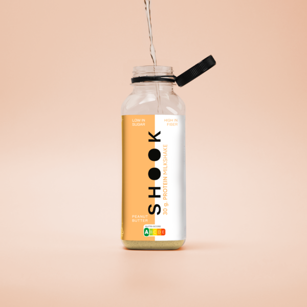 Žemės riešutų skonio baltyminis kokteilis